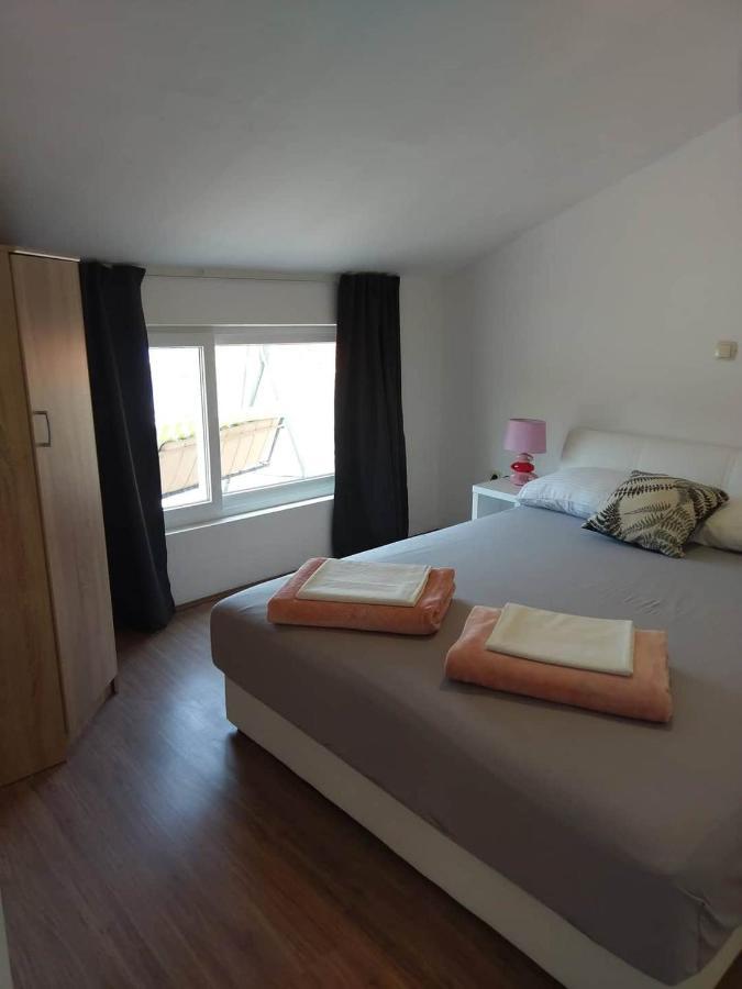 Apartmani Bezek Ston Exterior foto
