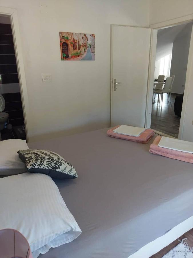 Apartmani Bezek Ston Exterior foto