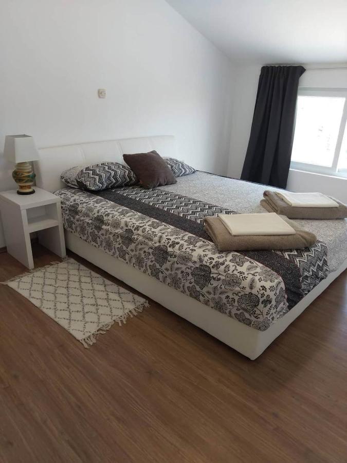 Apartmani Bezek Ston Exterior foto