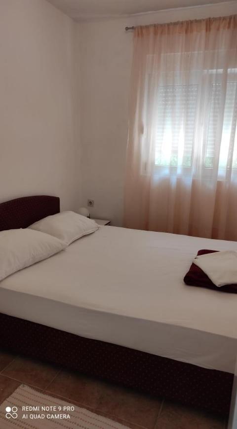 Apartmani Bezek Ston Exterior foto