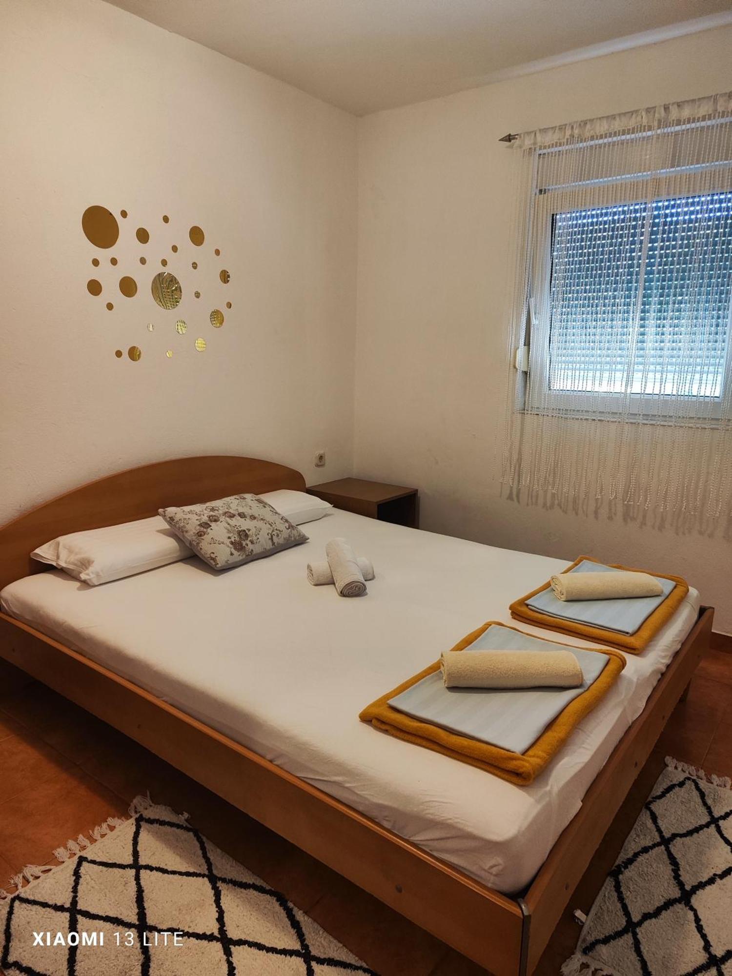 Apartmani Bezek Ston Exterior foto