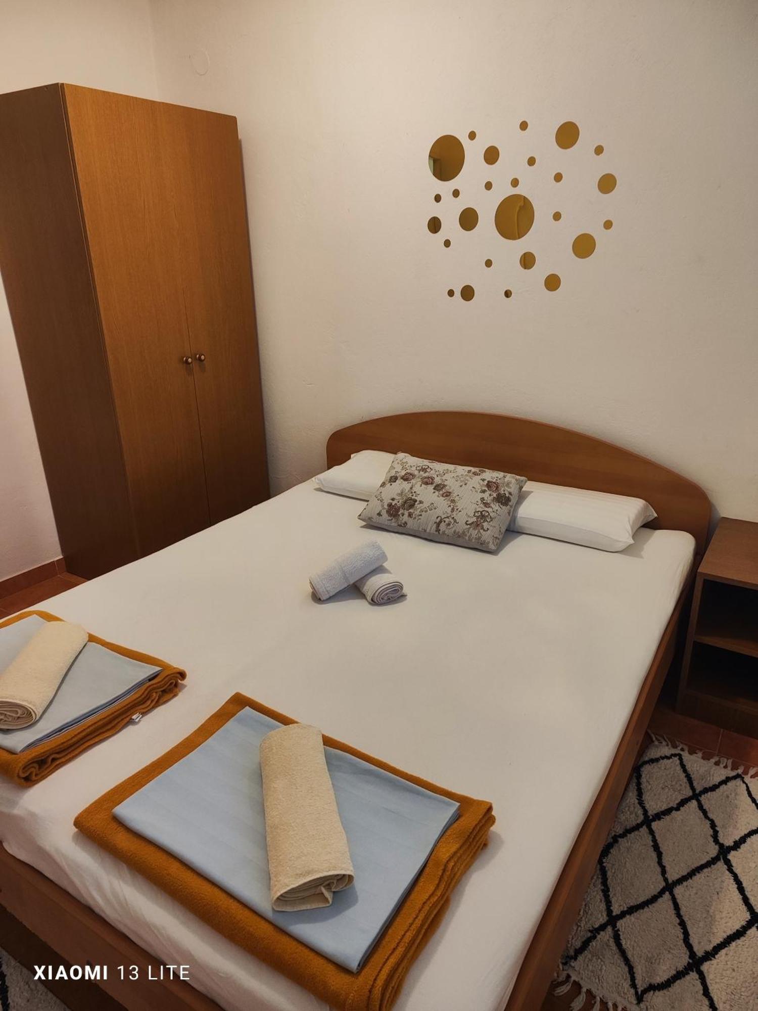Apartmani Bezek Ston Exterior foto